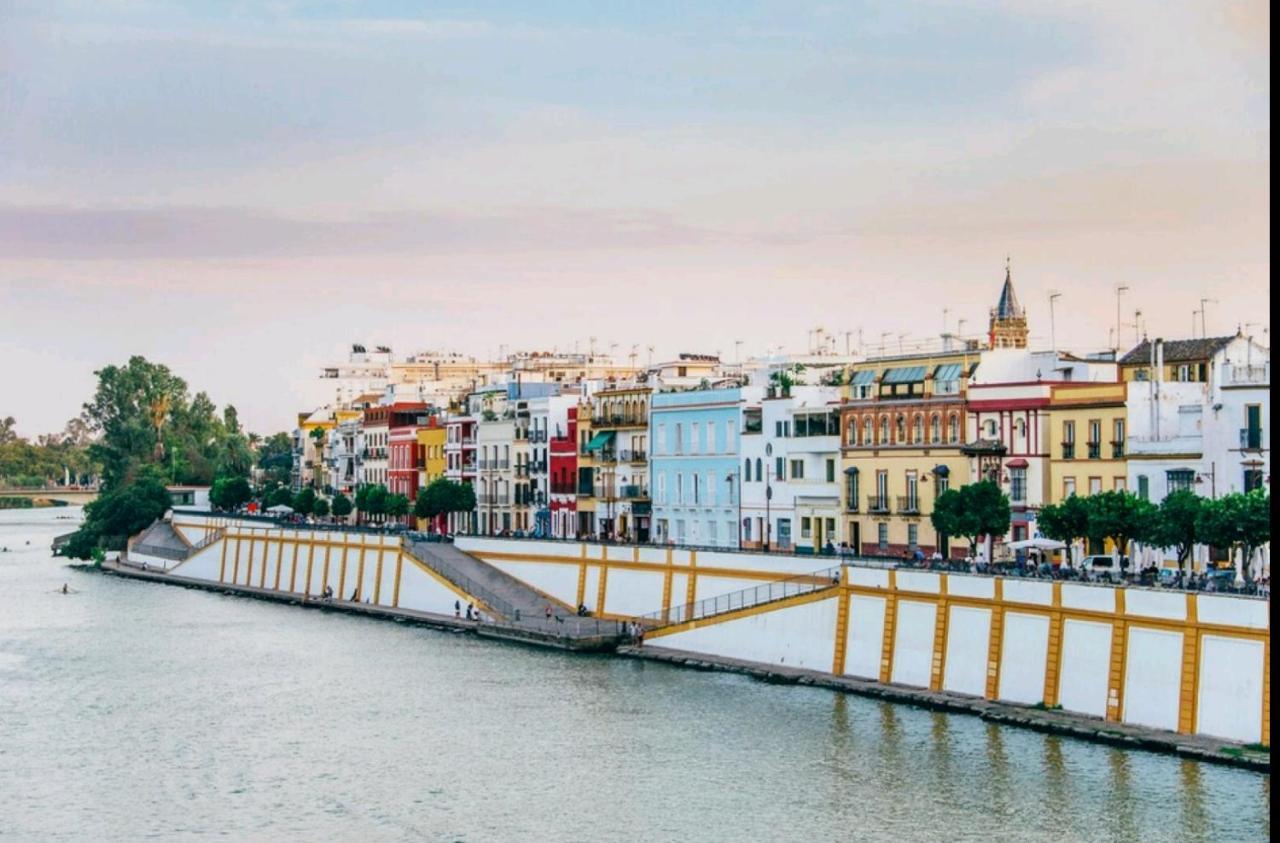 Sevilla Triana Sevilha Exterior foto
